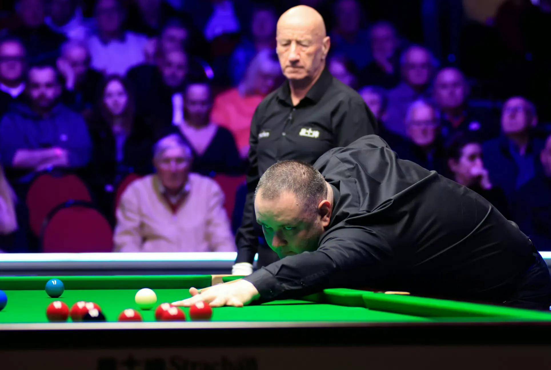 与一人追平 与一人追平